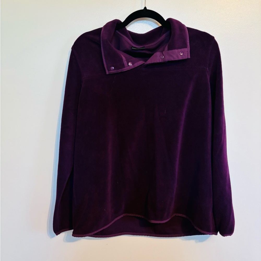32 Degree purple fleece with button collar size large
